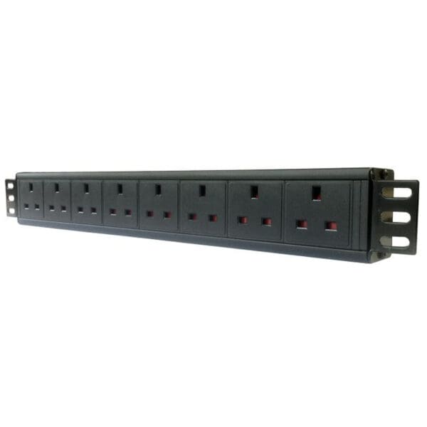 8 WAY 19 INCH RACK PDU UK SKTS TO 13A PLUG - HORIZONTAL